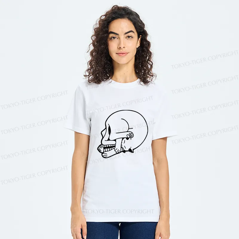 Tokyo-Tiger Funny Cat Eating Fish Classic T-Shirt