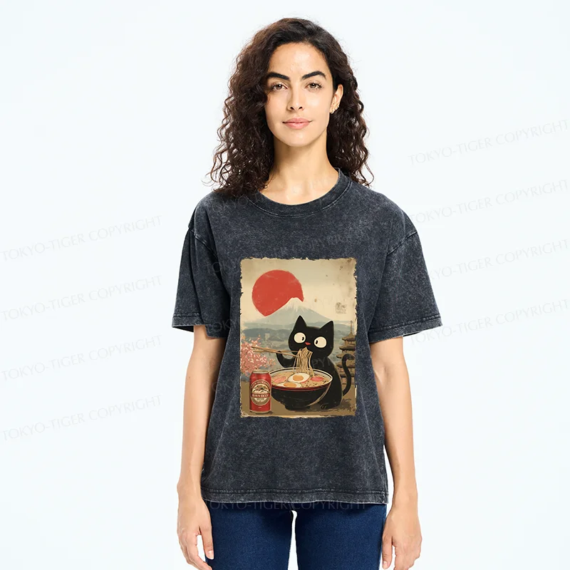 Tokyo-Tiger Cat Eating Ramen And Drinking Beer Washed T-Shirt