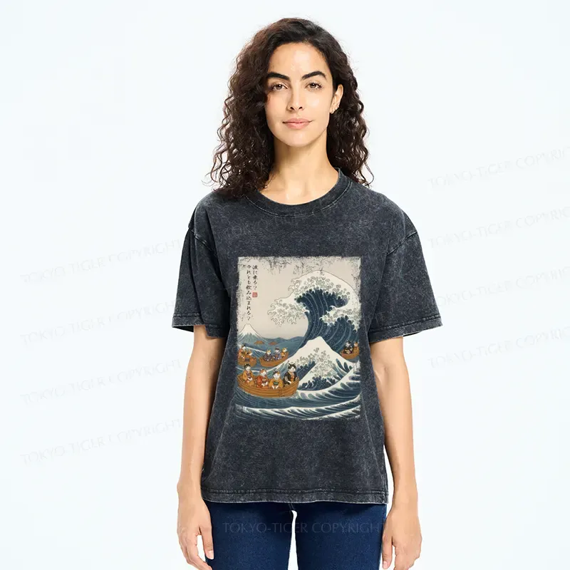 Tokyo-Tiger Japanese Cat Surfing Ukiyo-e Washed T-Shirt