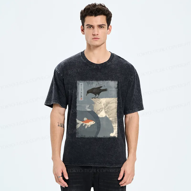 Tokyo-Tiger Crow And Cat Watching Fish T-Shirt