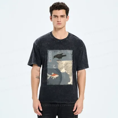 Tokyo-Tiger Crow And Cat Watching Fish T-Shirt