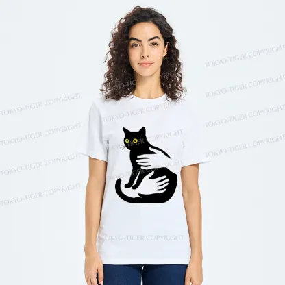 Tokyo-Tiger Hug A Black Cat Classic T-Shirt