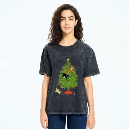 Tokyo-Tiger Cats Playing On The Christmas Tree Washed T-Shirt