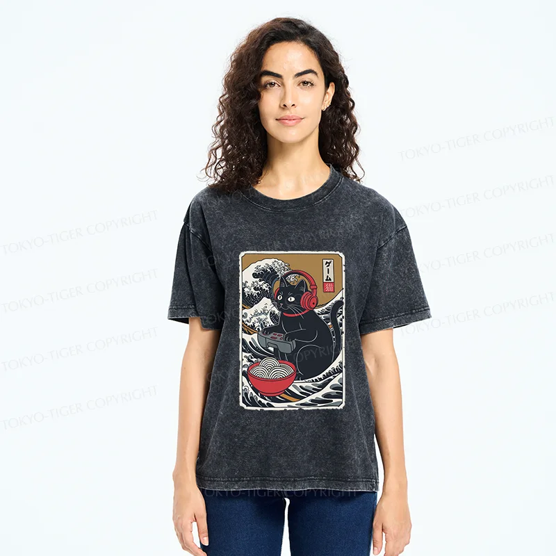 Tokyo-Tiger Cat Playing Video Games Washed T-Shirt