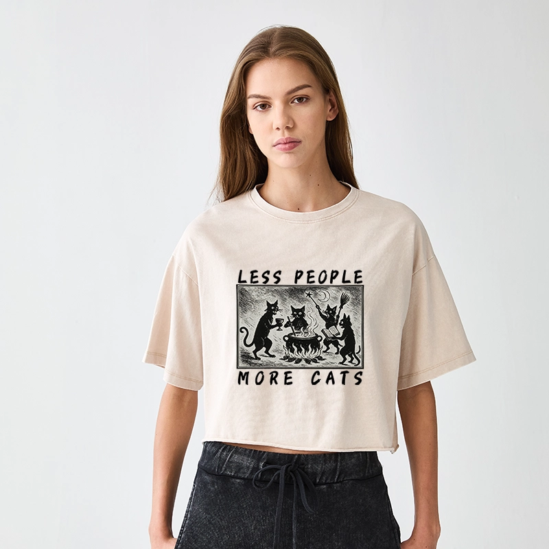 Tokyo-Tiger Cat Sacrifice Ceremony Women's Washed Crop T-Shirt