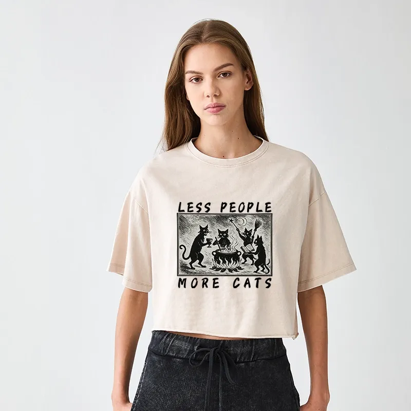 Tokyo-Tiger Cat Sacrifice Ceremony Women's Washed Crop T-Shirt