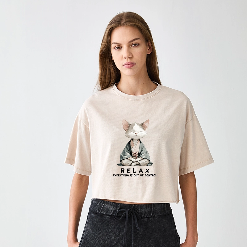 Tokyo-Tiger Zen Cat Relaxation，Everything's Out Of Control Women's Washed Crop T-Shirt