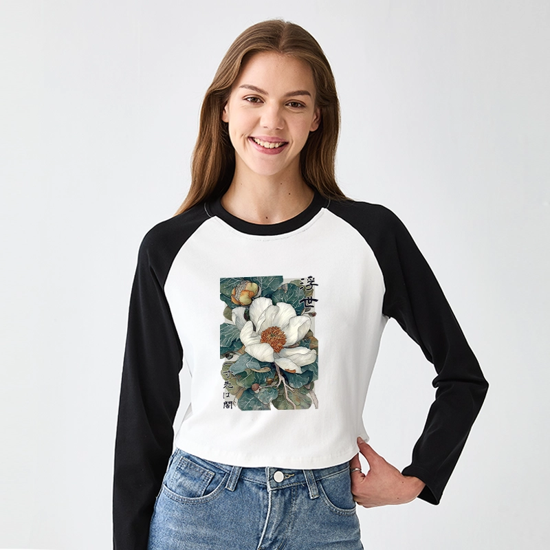 Tokyo-Tiger Ukiyoe Magnolia Flower Poster Women's Crop Raglan T-Shirt