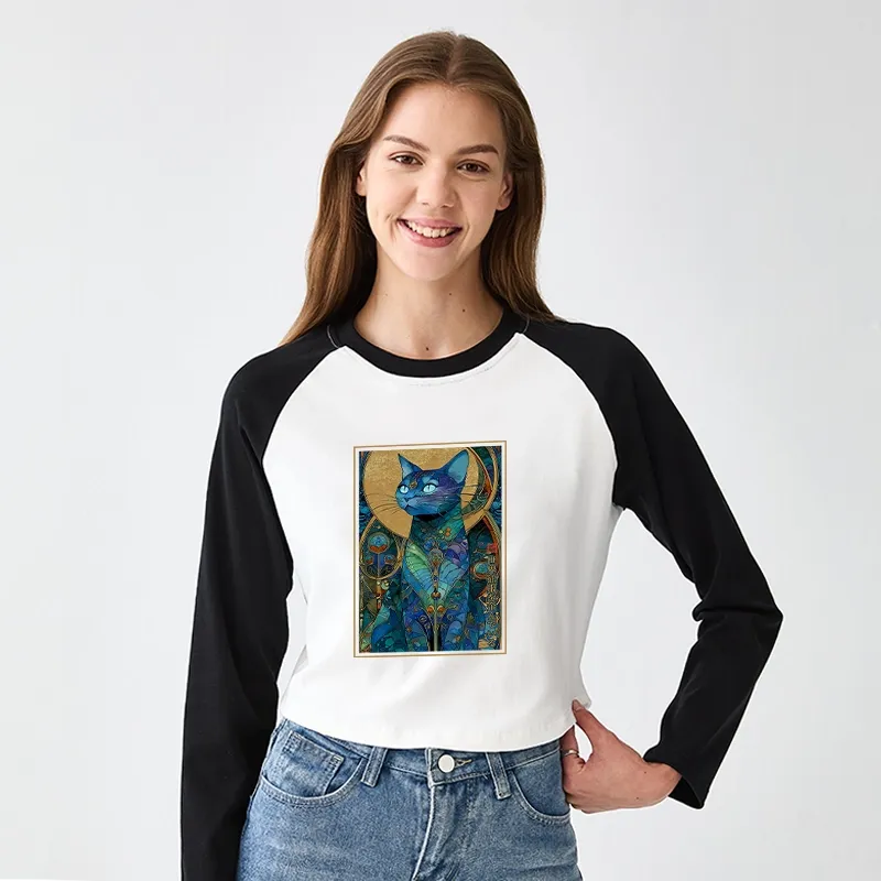 Tokyo-Tiger The Cat’s Plan To Rule Them All Women's Crop Raglan T-Shirt