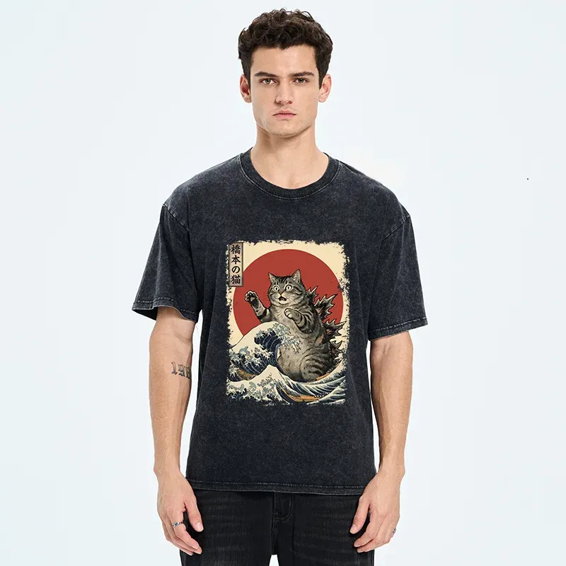 Tokyo-Tiger Catzilla Is Causing Destruction Washed T-Shirt