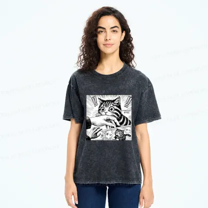 Tokyo-Tiger Cat Biting Funny Washed T-Shirt