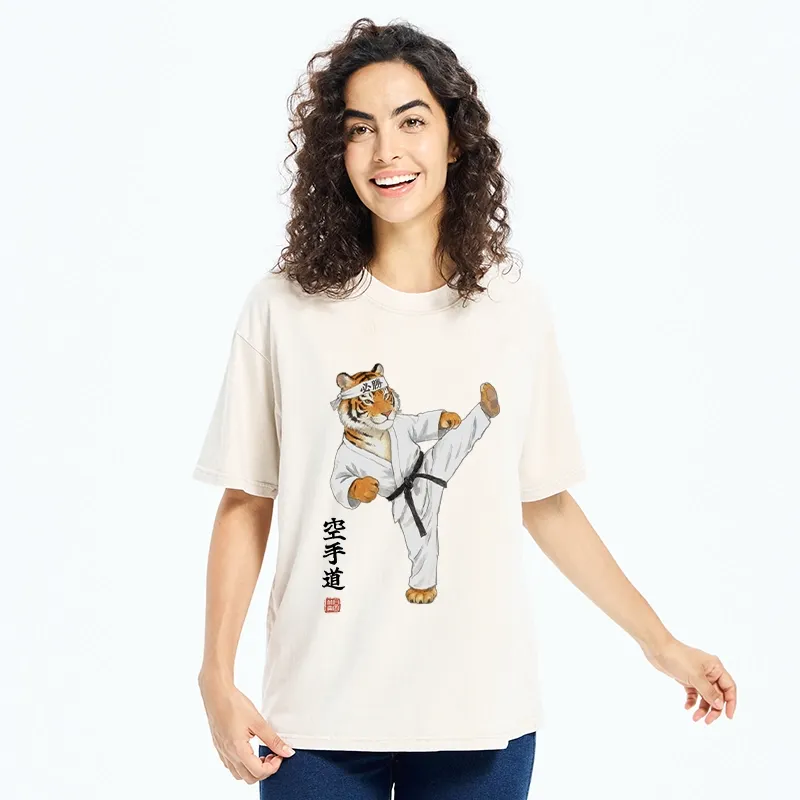 Tokyo-Tiger Karate Kick Tiger Washed T-Shirt