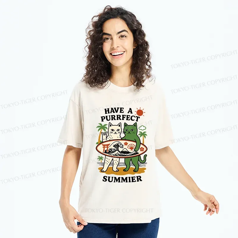 Tokyo-Tiger Beach Surfing Cat Washed T-Shirt