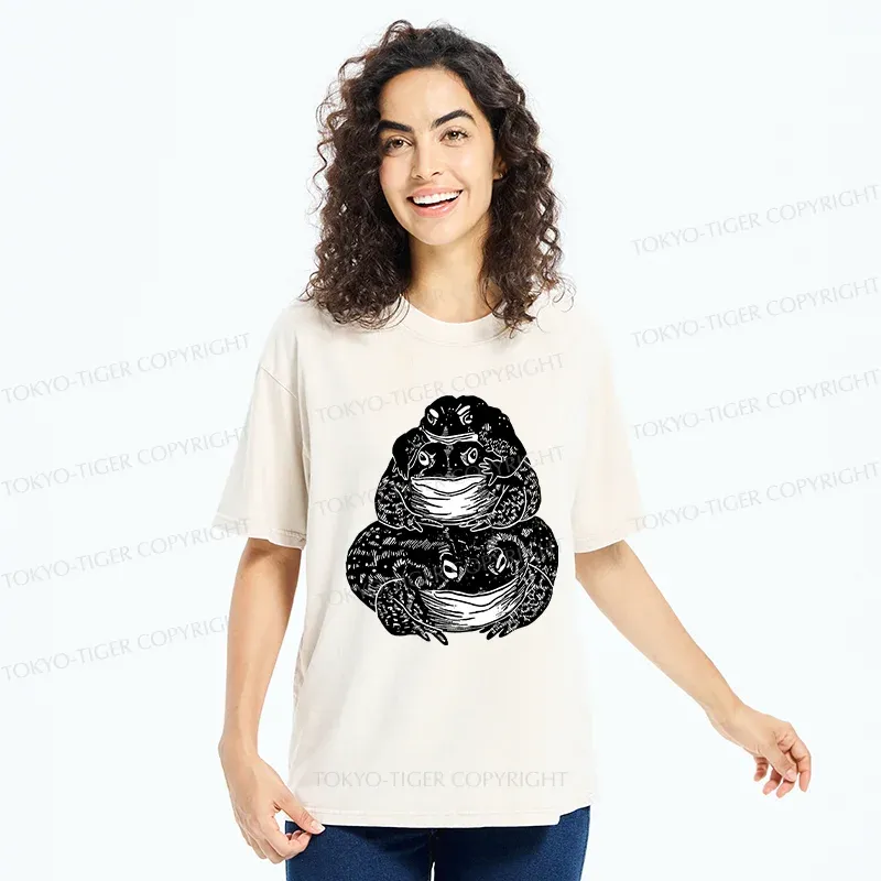 Tokyo-Tiger Stacked Together Frogs Washed T-Shirt