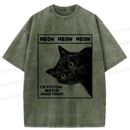 Tokyo-Tiger The cat says, 'I'm watching you.' Washed T-Shirt
