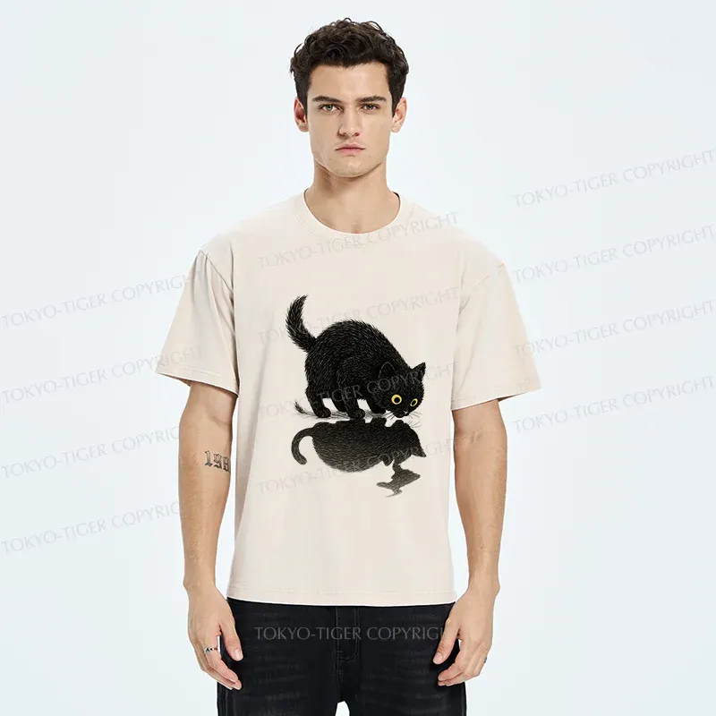Tokyo-Tiger Cat Drinking Water Washed T-Shirt