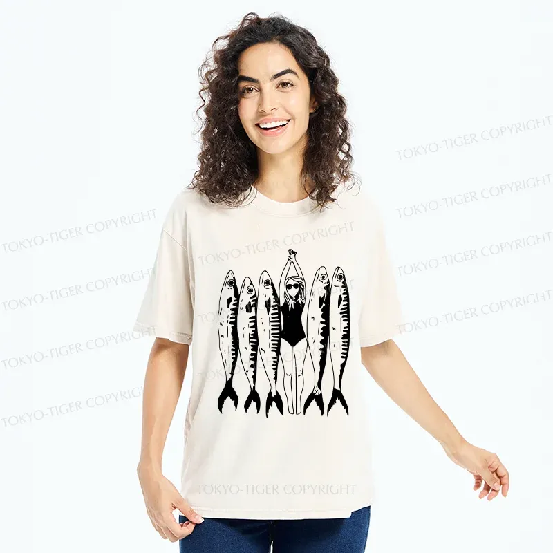 Tokyo-Tiger Swimming People And Fish Washed T-Shirt