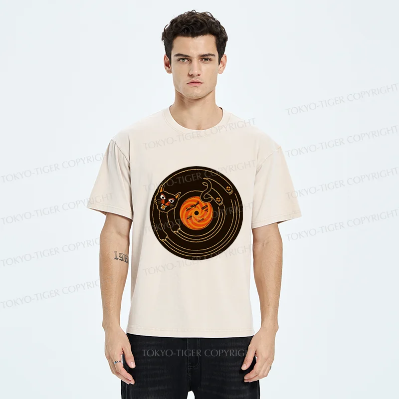Tokyo-Tiger Cat Scratching Record Washed T-Shirt