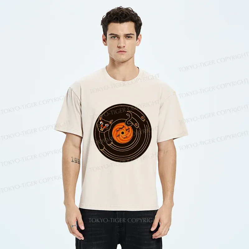 Tokyo-Tiger Cat Scratching Record Washed T-Shirt