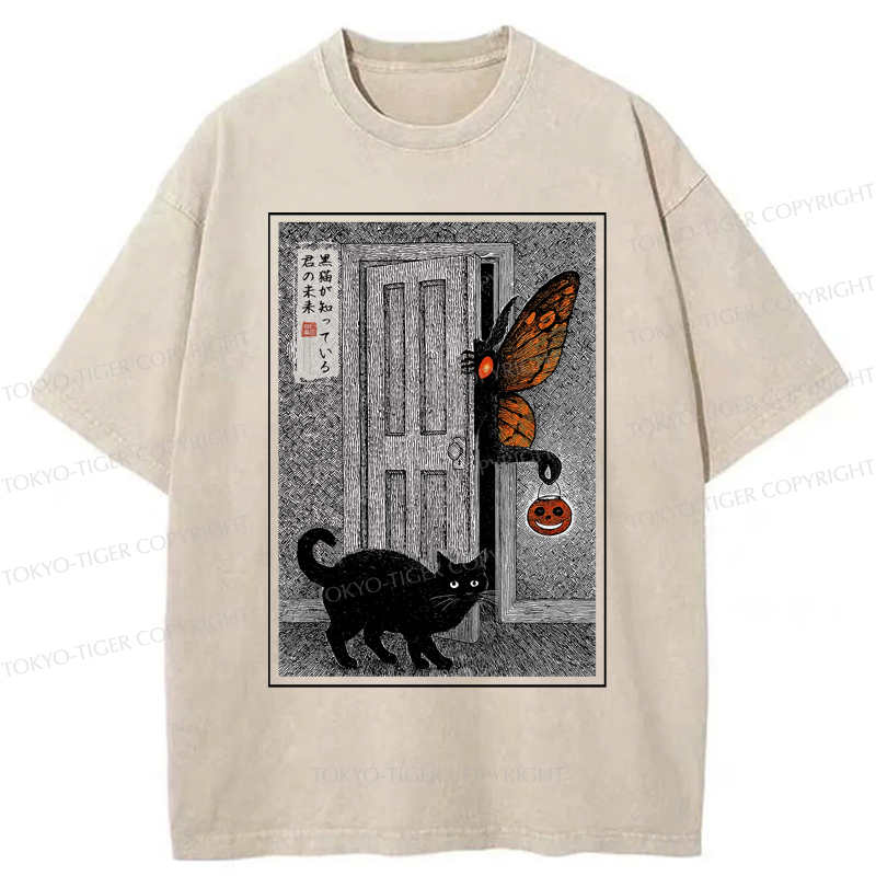 Tokyo-Tiger Halloween Mothman Visits Washed T-Shirt