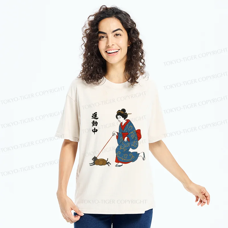 Tokyo-Tiger Geisha Walking Cat Washed T-Shirt