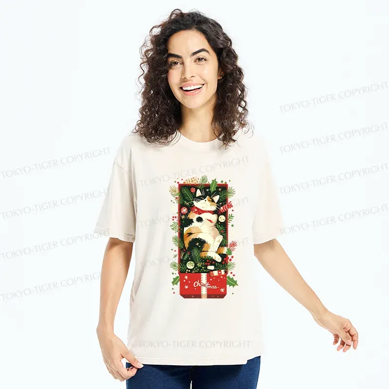 Tokyo-Tiger Christmas Gift Cat Washed T-Shirt