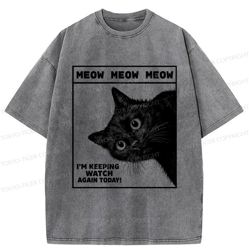 Tokyo-Tiger The cat says, 'I'm watching you.' Washed T-Shirt
