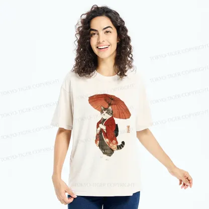 Tokyo-Tiger Elegant Cat Holding Umbrella Washed T-Shirt