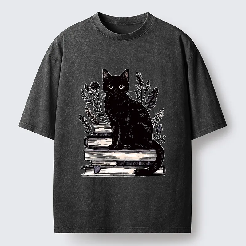 Tokyo-Tiger Books And Cats Washed T-Shirt