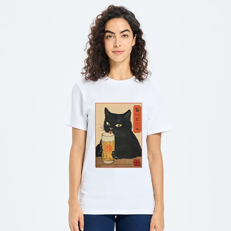 Tokyo-Tiger Cat Holding A Glass Of Beer Classic T-Shirt