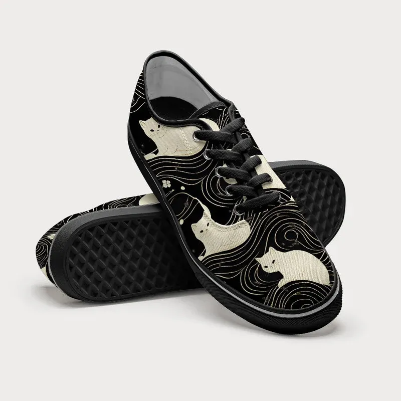 Tokyo-Tiger Mysterious Cat Canvas Shoes