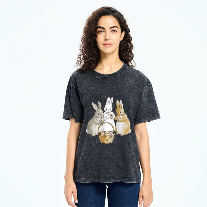 Tokyo-Tiger Rabbit Decorating Eggs Washed T-Shirt
