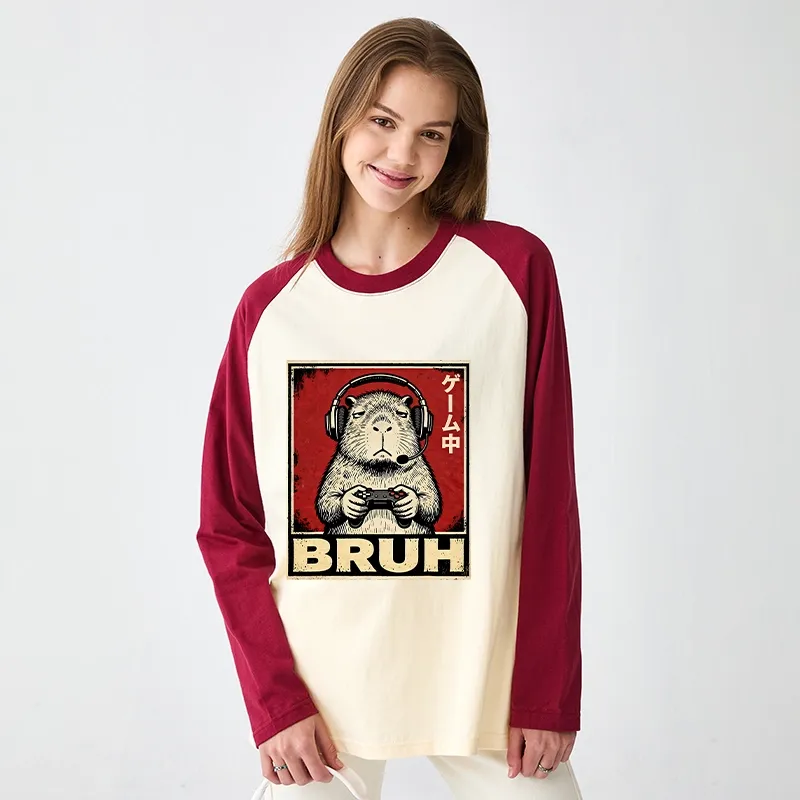 Tokyo-Tiger Funny Capybara Playing Games Raglan Long Sleeve T-shirt