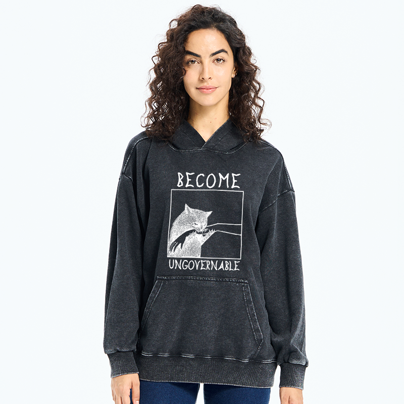 Tokyo-Tiger Cat Biting Arm Washed Hoodie