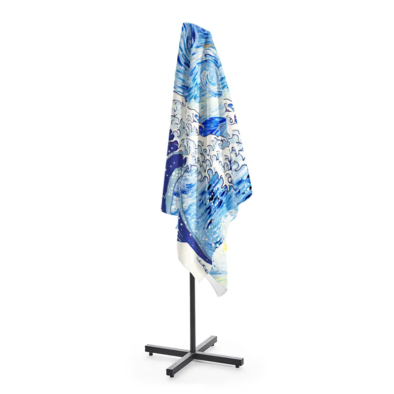 Tokyo-Tiger Waves Under The Starry Night Beach Towel