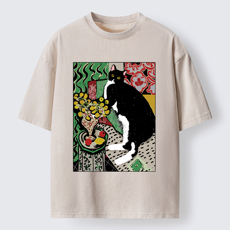 Tokyo-Tiger Elegant Tuxedo Cat Washed T-Shirt