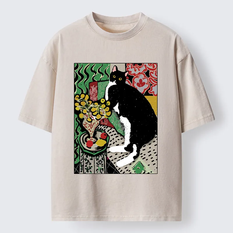 Tokyo-Tiger Elegant Tuxedo Cat Washed T-Shirt