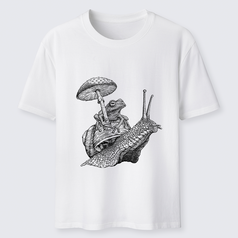 Tokyo-Tiger Snail Is Carrying A Frog On Its Back Classic T-Shirt