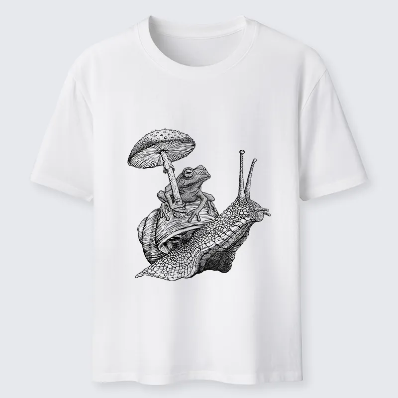Tokyo-Tiger Snail Is Carrying A Frog On Its Back Classic T-Shirt