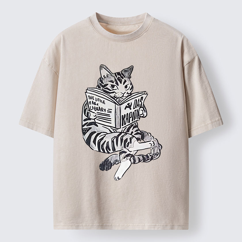 Tokyo-Tiger Cat Reading Books Washed T-Shirt