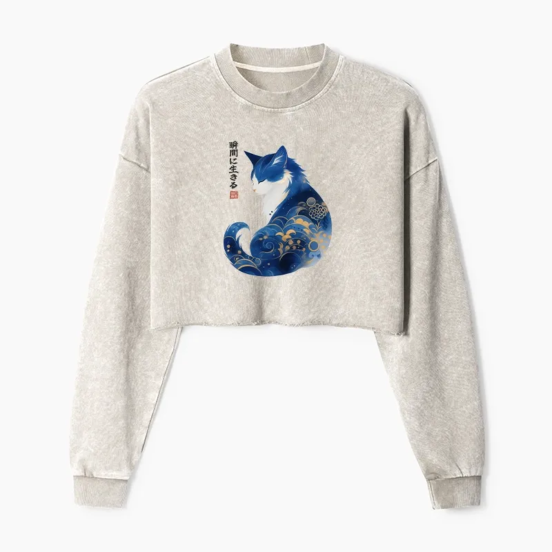 Tokyo-Tiger Retro Zen Cat: Living the Present Washed Crop Sweatshirt