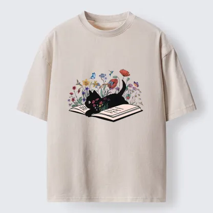 Tokyo-Tiger Black Cat Reading Washed T-Shirt