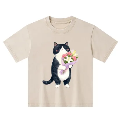 Tokyo-Tiger Sweet Cat Delivers Flowers Kids Washed T-Shirt