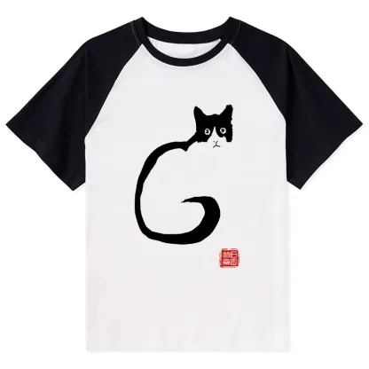 Tokyo-Tiger Calm Cat In Simple Lines Raglan T-shirt