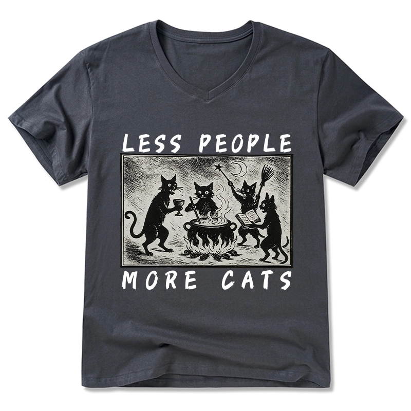 Tokyo-Tiger Cat Sacrifice Ceremony V-Neck Classic T-Shirt