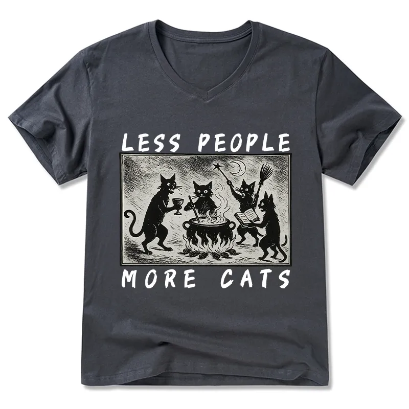 Tokyo-Tiger Cat Sacrifice Ceremony V-Neck Classic T-Shirt