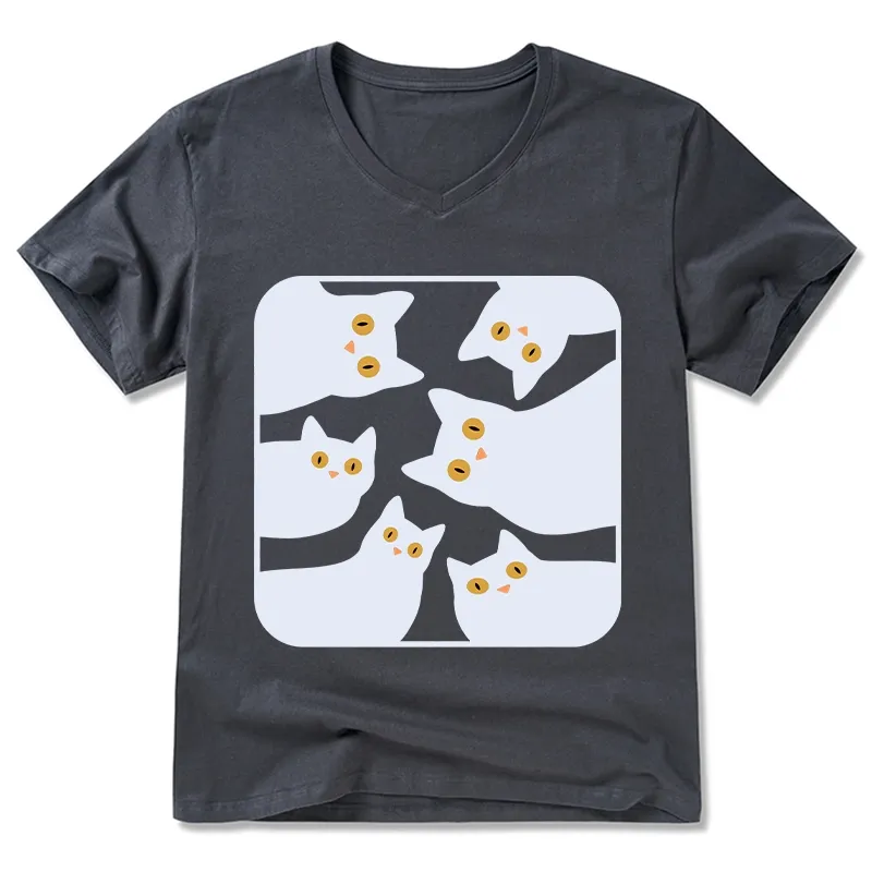 Tokyo-Tiger Cats Are Watching You V-Neck Classic T-Shirt