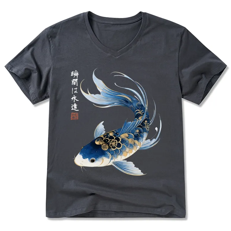 Tokyo-Tiger Elegant Koi Fish Watercolor Art V-Neck Classic T-Shirt