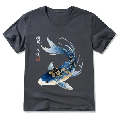 Tokyo-Tiger Elegant Koi Fish Watercolor Art V-Neck Classic T-Shirt