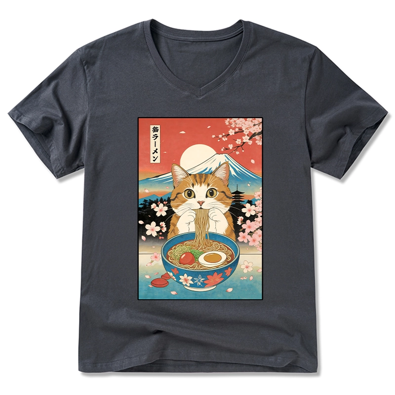 Tokyo-Tiger Funny Orange Cat Eating Ramen Japan V-Neck Classic T-Shirt